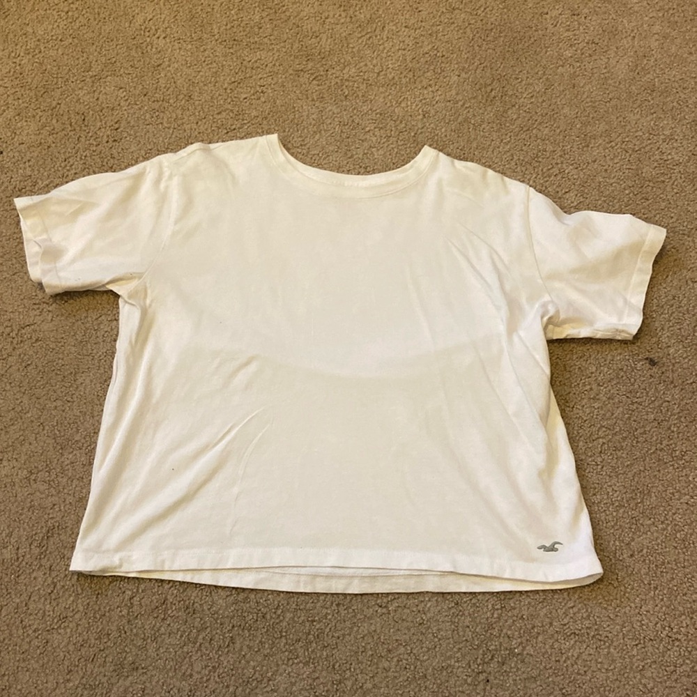 White crop top
Size: L